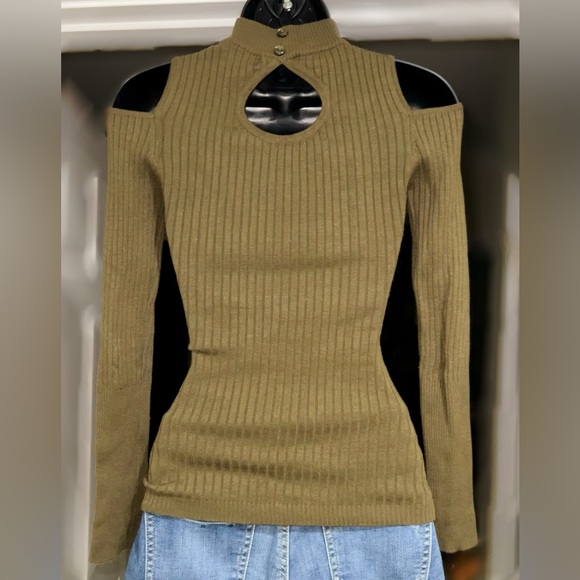 Women’s cold shoulder turtle neck sweater.  Hunter green.  Size S - Picture 2 of 2